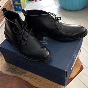 Beautiful Joseph Abboud leather dress boot!